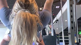 Young Amateur Girl Stripping and Masturbating Cam