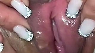 Pissing of a Hot Girl