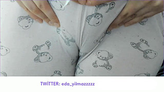 Turkish Camel Toe Masturbation