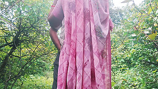 Bhabhi Devar Ne Le Jungle Mein Bahut Maja Bhabhi Ko Pele Diya