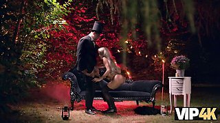 VIP fuck doll with round ass Veronica Leal likes hardcore anal