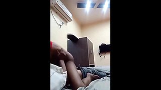 Bhabhi Mammories Deepthroating and Pummeling In kitchen