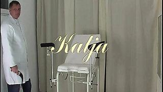 Katja Pussy Whipping 1011