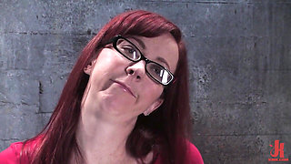 Amber Rayne's Lesbian Gang Bang