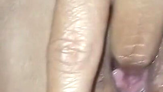 Finger in Masturbation Ah Ah Oh Ahhhoh Until It Swayes