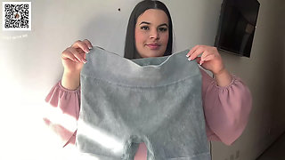 Big boobs American school girl tries on sports bras