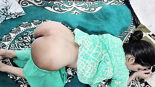 Hot Muslim Mausi Fucked Hard in Eid Night - Desi Homemade Rough Sex