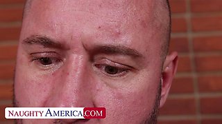 Aria Sloane demands that her boss fuck her pussy