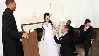 Bride Payton Preslee Gets Fucked By BBCs