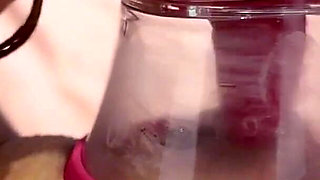 Hottie Cumming in Your Mouth