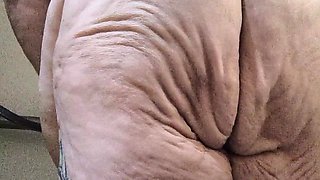 Fat Rolls Dirty Holes Nasty Auntie Got Nephew in the Shower