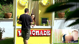 Zz Lemonade: Aidra Fox With Jordi El Nino Polla, Aidra Fox - Brazzers