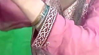 Hot Parosan Muslim Bhabhi Used to Play with My Indian Fat Cock