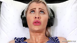 Keira Croft And Xander Corvus - Squirt, Dont Swallow Video