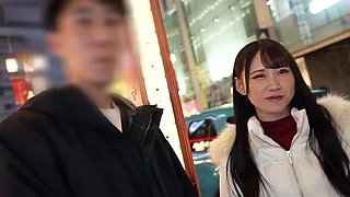 アイドル顔のスレンダー美女が寝取られキスして、大開脚で潮吹きの濡れ濡れエッチ