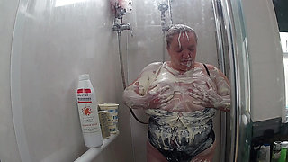 Cream Sploshing