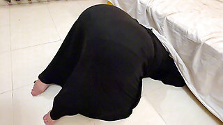 The Hot Muslim Maid Can Do Anything, now she want anal Fuck From House Owner. Because She Stuck Under Bed & Open Her Big Ass