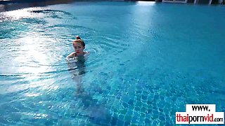 Buxom amateur porn Thai whore relaxing on cock