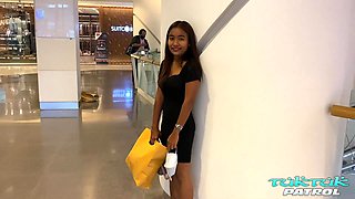 Tiny Asian Milf Mind B Stretched Out On Whitey At Tuk Tuk Patrol