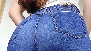 Hottie with a Big Ass Showing off in Jeans Without Panties