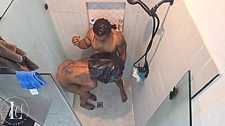 Big ass, smoking blowjob, real couple