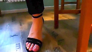 sexy sandals for the mistress feet - german foot fetish
