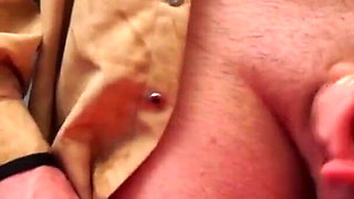 Flatten cock cum smearing handjob