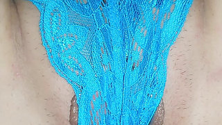 Mature wife got panties caught in a naught😜