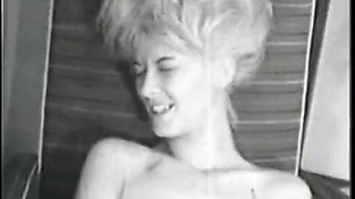 Retro Porn Archive Video: Femmes seules 1950's 01