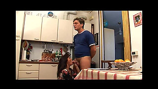 Troie Giovani Vs Troie Mature - Episode 3