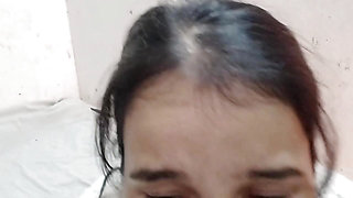 School girl ko paise dekar jabar dasti pela paani nikala