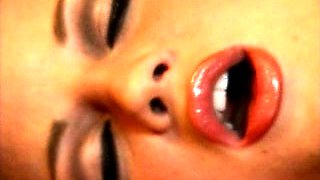 Blonde tight pussy babe solo toy fun in glamour masturbation