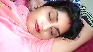 Newly married couples make sex relation in midnight, desi bhabhi sex video in hindi voice