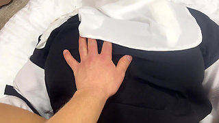 An Arab Maid Seduced a Client in a Hotel Room