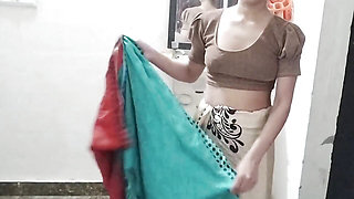 Teacher ko bathroom me piche se pakad ke chod diya