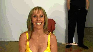 Milf handjob amateur facialized by bukkake