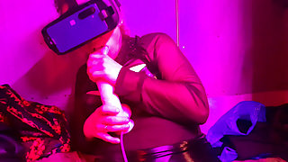This Is My First Time Giving a Blowjob in the World of Virtual Reality