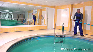 Sexy Young Glory Has Some Fun with the Old Pool Man