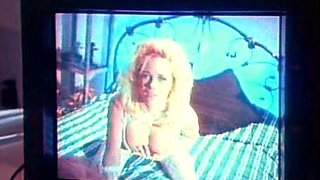 Amateur Blonde With BIG BOOBS Hot Free Cam Show