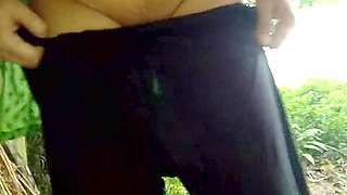 Desi Indian Aunty Outdoor Pissing And Fucked By Daddy