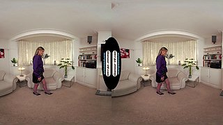 Amy Green Purple Bloused Secretary With Purple Glossy Legwear Tease - 8k Vr