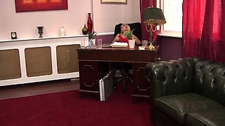 Michelle Thorne And Jem Stone In Lesbian With And Are Milfs