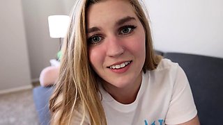 jaybbgirl – Seduced By The Babysitter