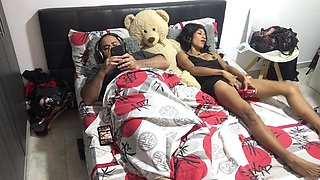 I try to seduce my stepfather but he doesn t pay attention to me