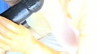 An amateur MILF blowjob followed by hot fucking