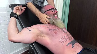 Daddys Turn On The Tickle Chair