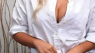 Propertysex Very Hot Blonde Real Estate Fucks Her Boss Before Open House