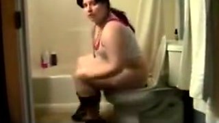Butthole girls 11 - plump girl on the toilet