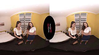 Sex-À-Porter - Extra Long Vr Threesome Mff Hardcore Latina And French Babes