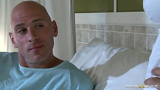 Nurse Leigh, Cock Stalker With Johnny Sins, Kennedy Leigh - Brazzers
